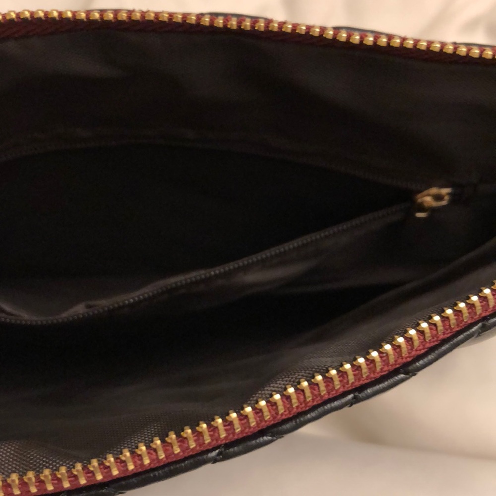 Pouch - Picture 4 of 5
